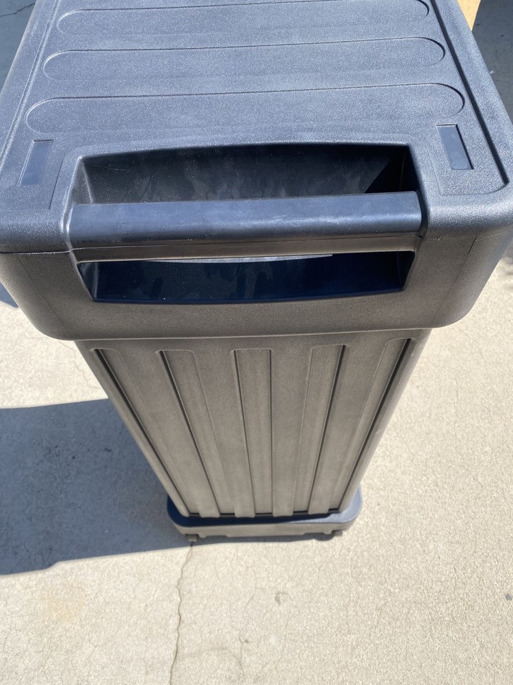 OCE-2 Hard Shell Adjustable Shipping Container