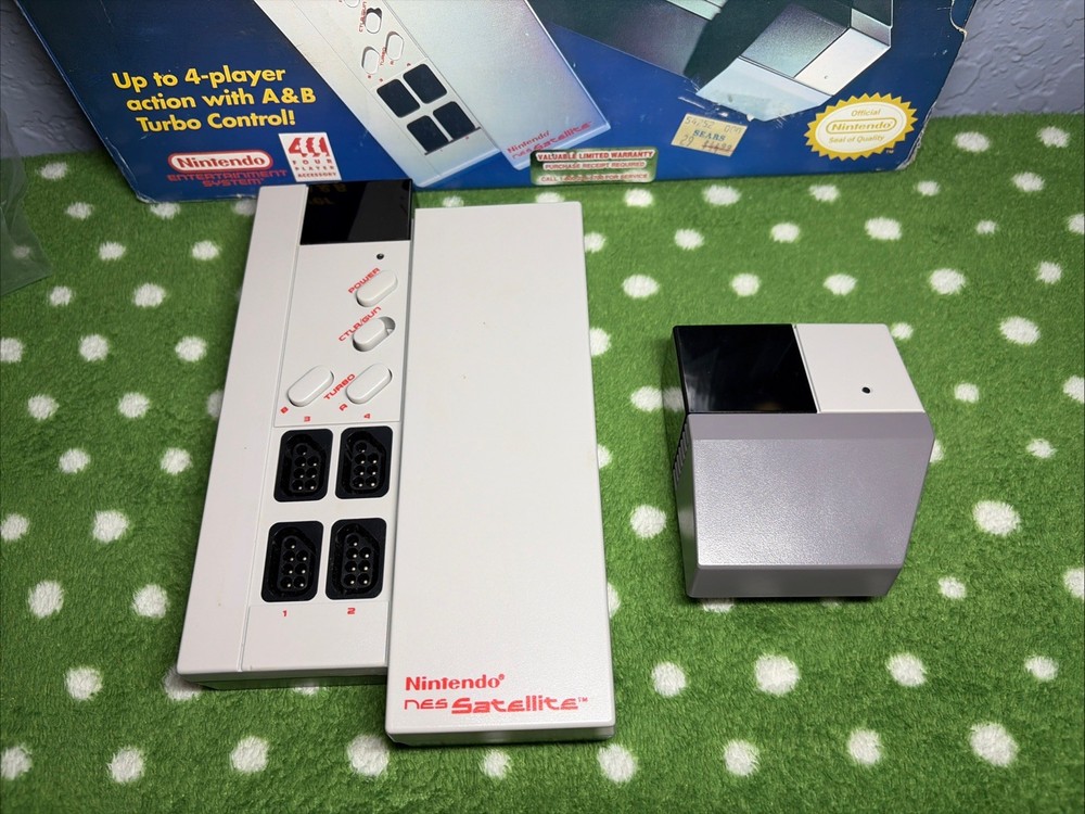 NES Satellite Remote Control Module Nintendo Complete CIB Box Styrofoam Untested