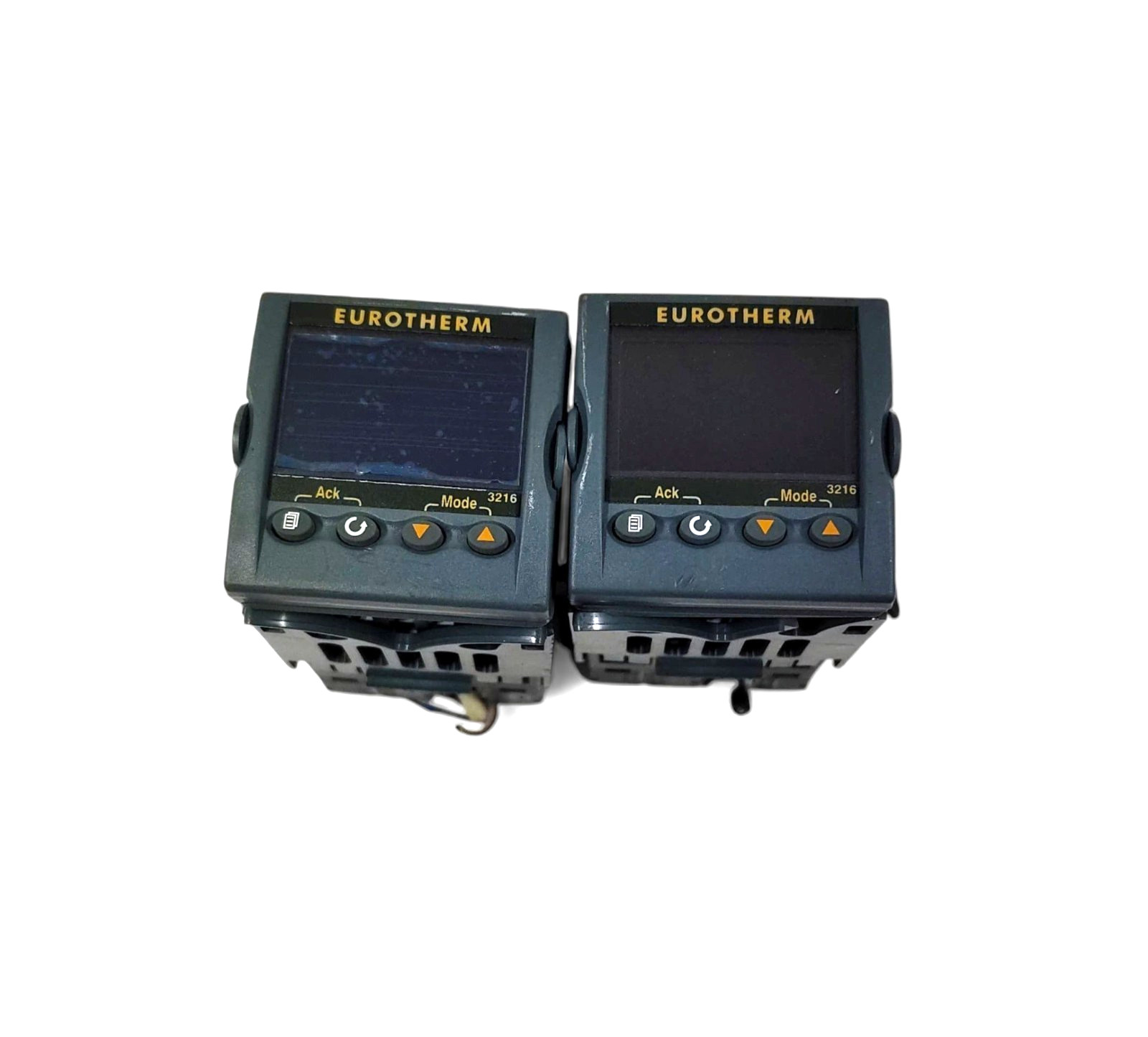 1 PC EUROTHERM 3216/CC/VH/LDXX/R/4CL/G/ENG Temperature Controller