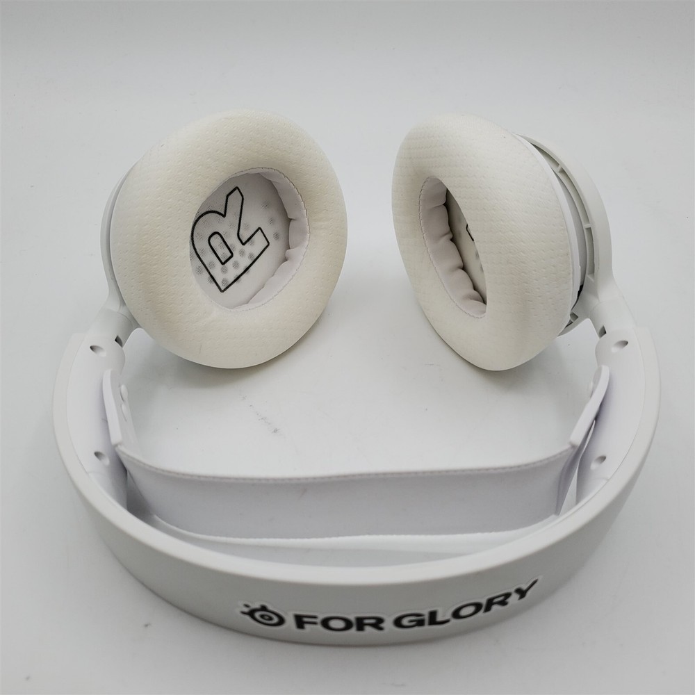 SteelSeries Arctis Nova 5 Wireless Multi-System Gaming Headset — White