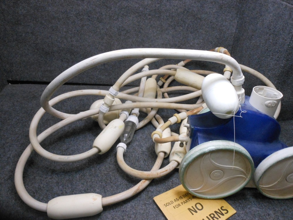 Polaris 360 Pressure Side Automatic Pool Cleaner.