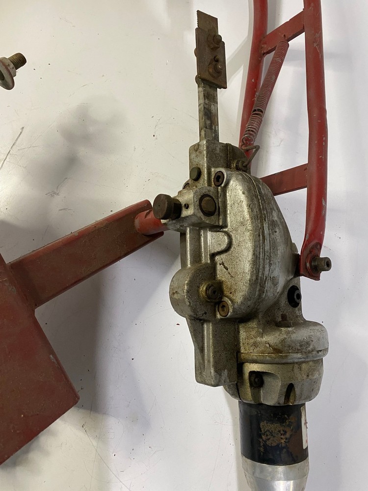 WIDDER TOOL Variable Speed Pneumatic Hacksaw 10267 0-300 Strokes/Min (USED)