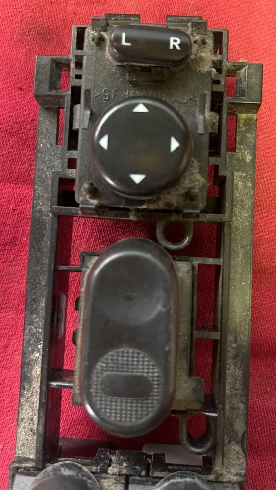 FREIGHTLINER , A 004 545 92 07 ELEC SWITCH DOOR PANEL WINDOWS,LOCKS, MIRRORS