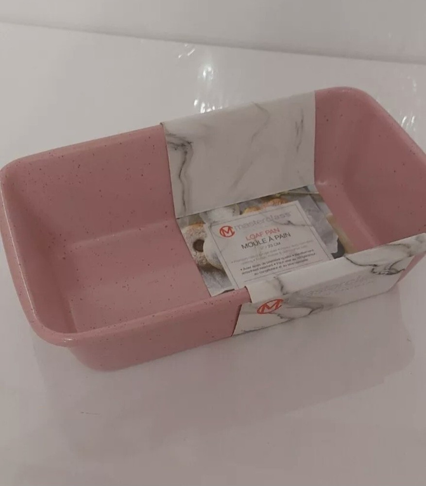 Pink Loaf Pan            Masterclass  9 in