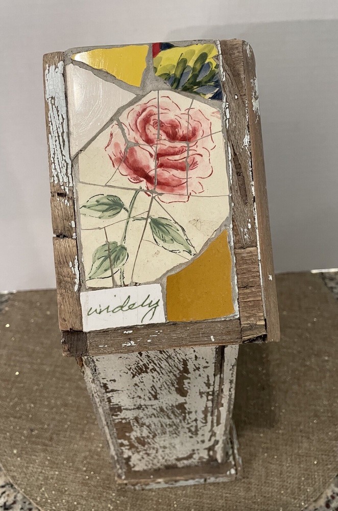 Mosaic Rustic Birdhouse (s-14)