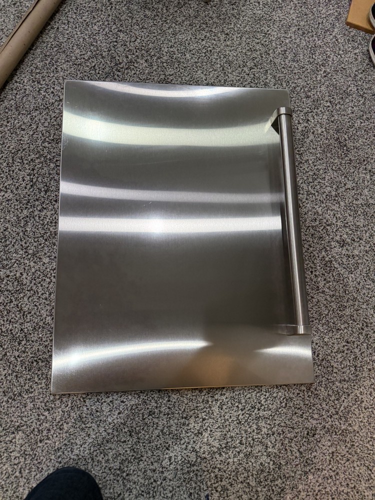 DEU2450 Sub-Zero Stainless Panel and Handle Only