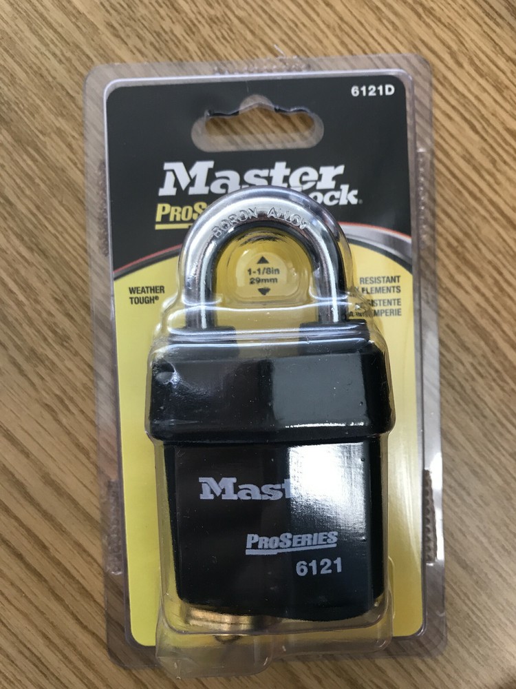 Master Pro Series 6121 Rekeyable Padlock - Keyed Different