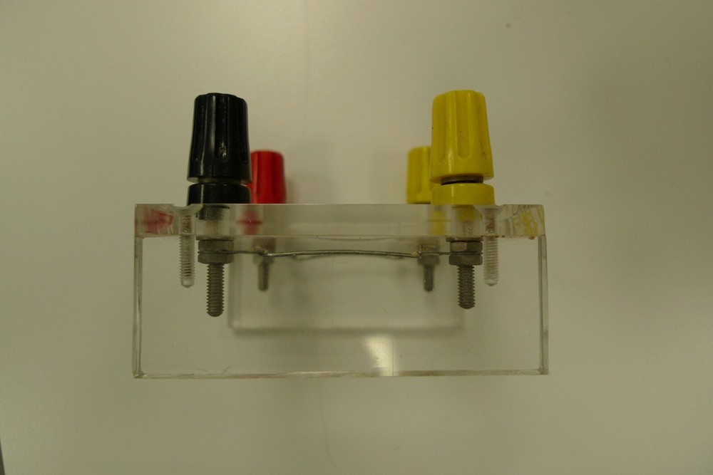 Terminal Sockets 4MM Irwin Perspex Block Electronics Physics Lab Apparatus