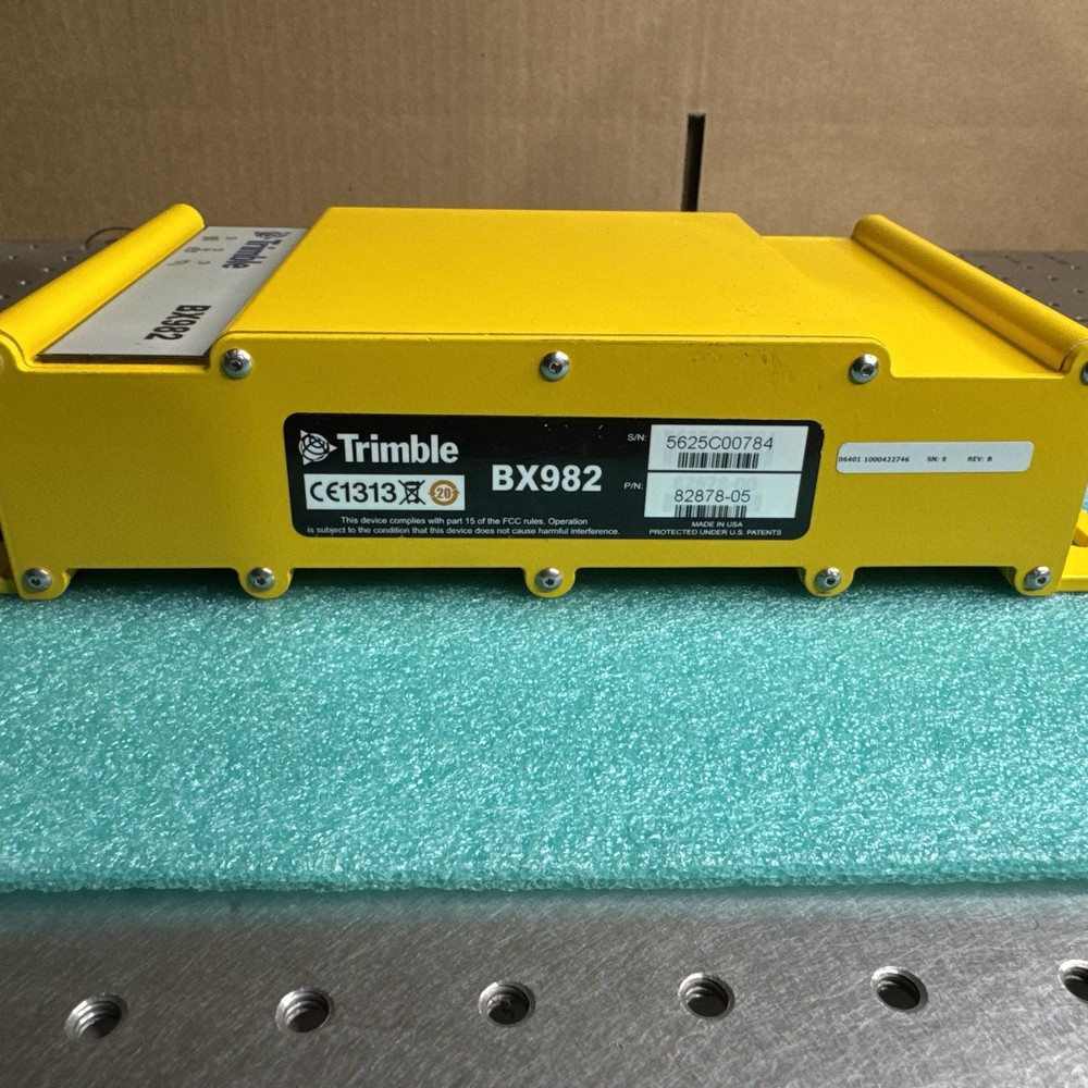TRIMBLE BX982 RECEIVER ENCLOSURE MULTI-CHANNEL MULTI-FREQUENCY GNSS 82878-05