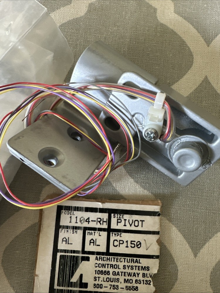 Electric Hinge Pivot 1104-RH CP150
