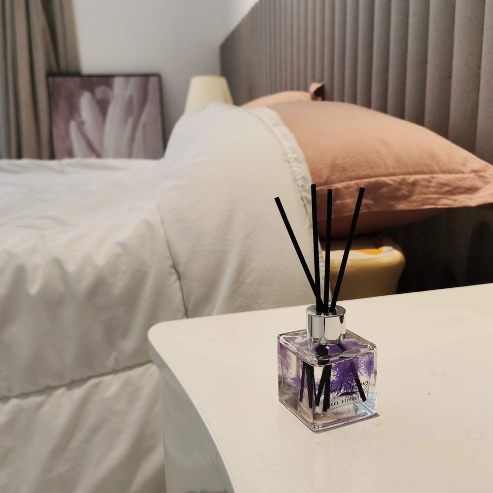 Reed Diffuser Set with Sticks Lavender Aromatherapy Oil Scent Diffuser for Ho...