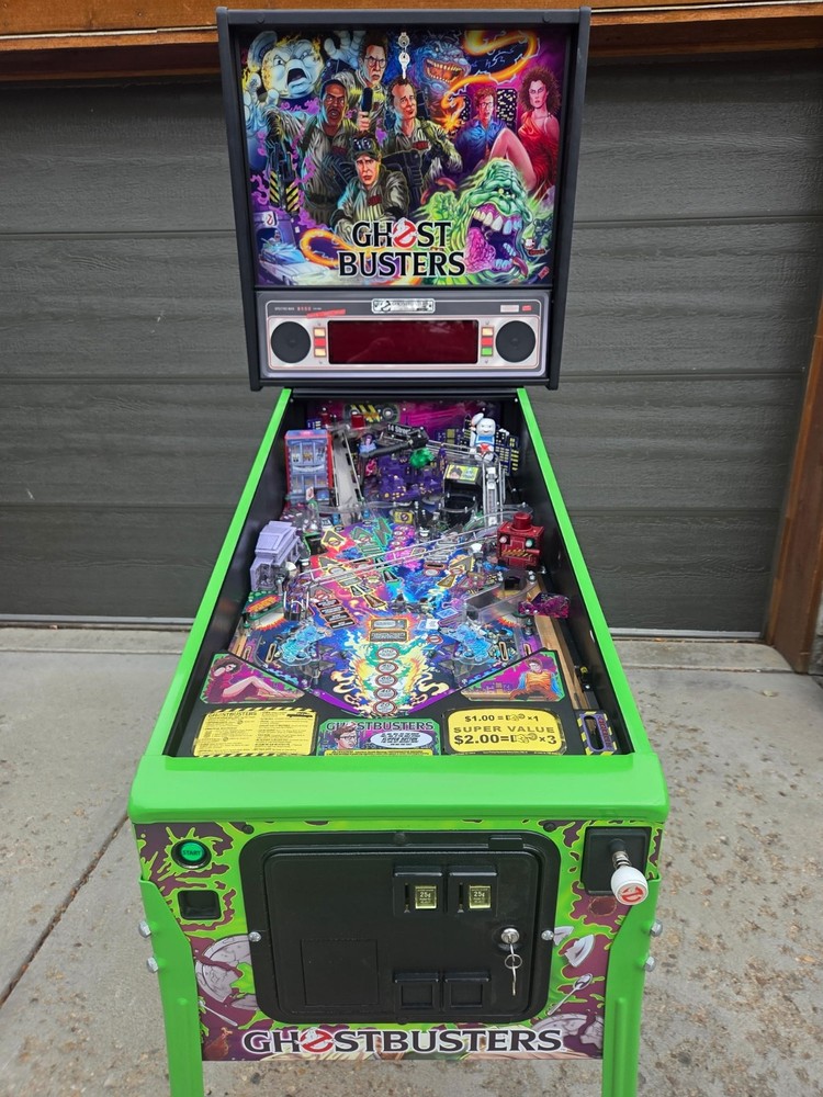 Ghostbusters Limited Edition Pinball Machine ..Nice Condition