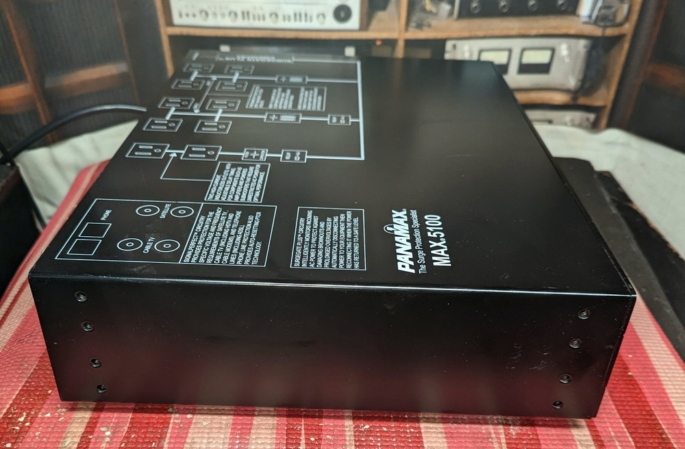 Panamax MAX-5100 surge protector with voltage display