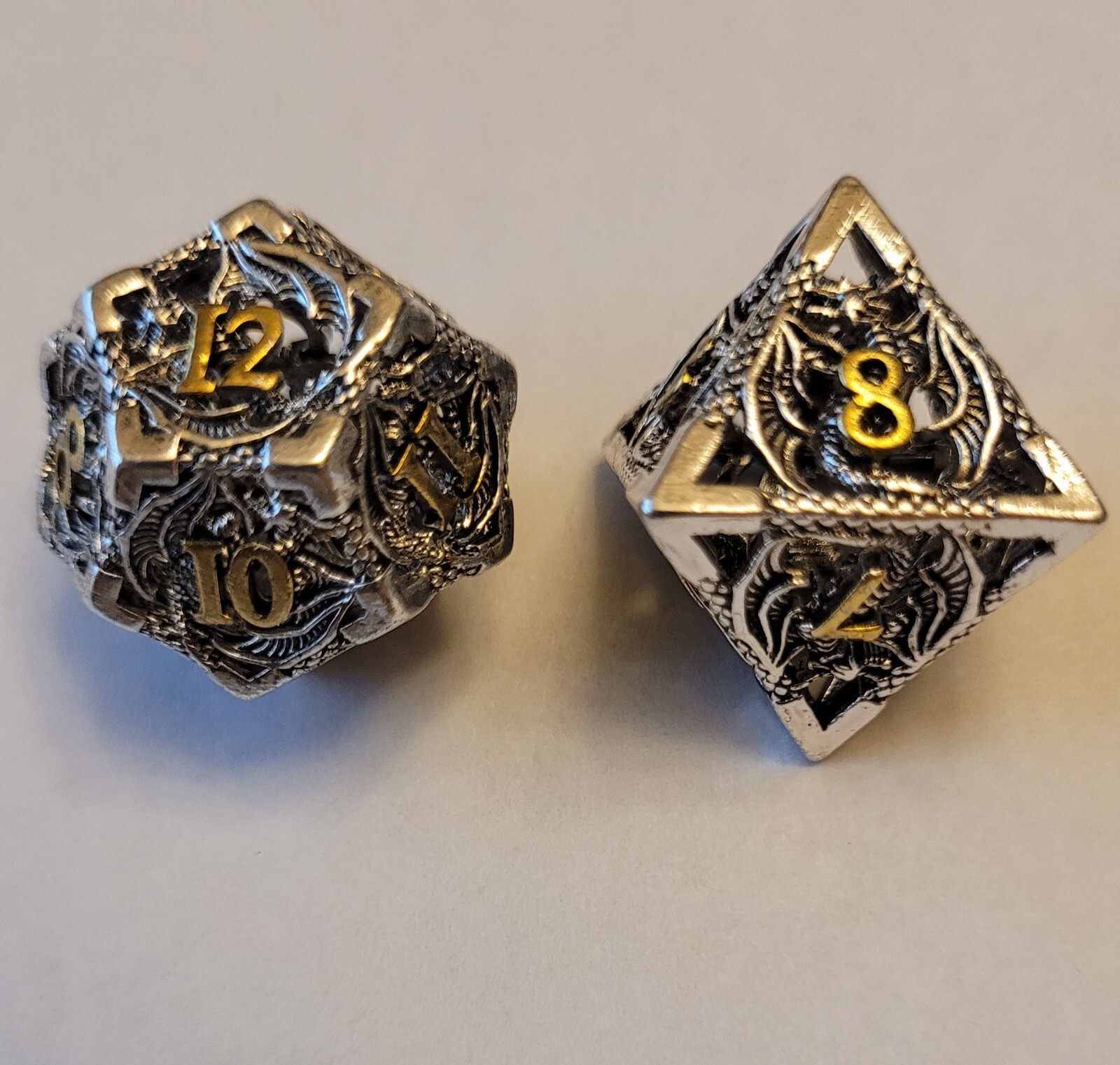 Hollow Metal Dice Set with Box, 7-Piece DND Gaming Dice for RPGs