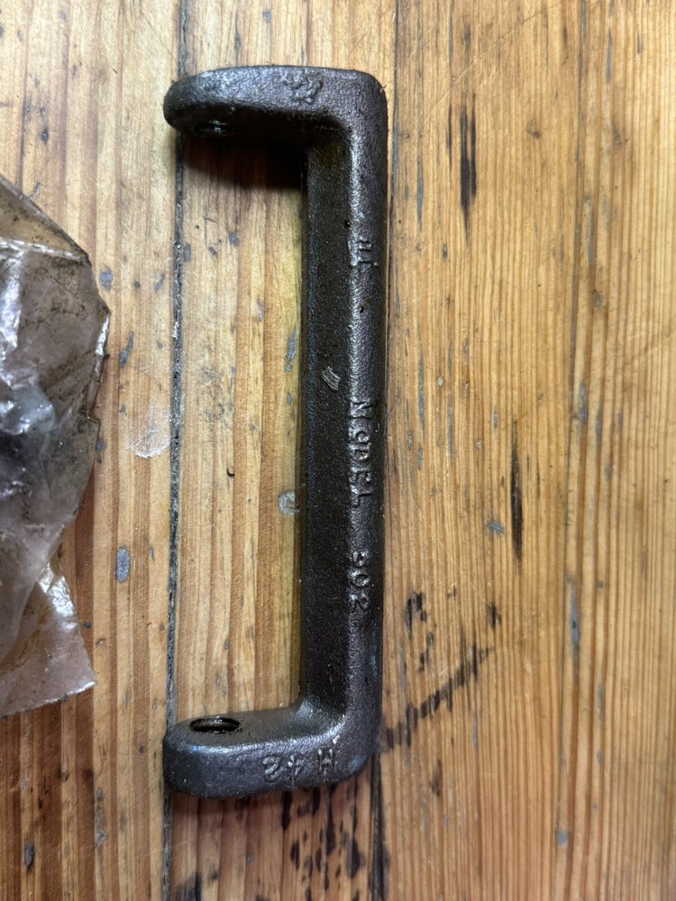 502 Model Clamp-A-Stud 2-1/4 - 3-3/4 Black