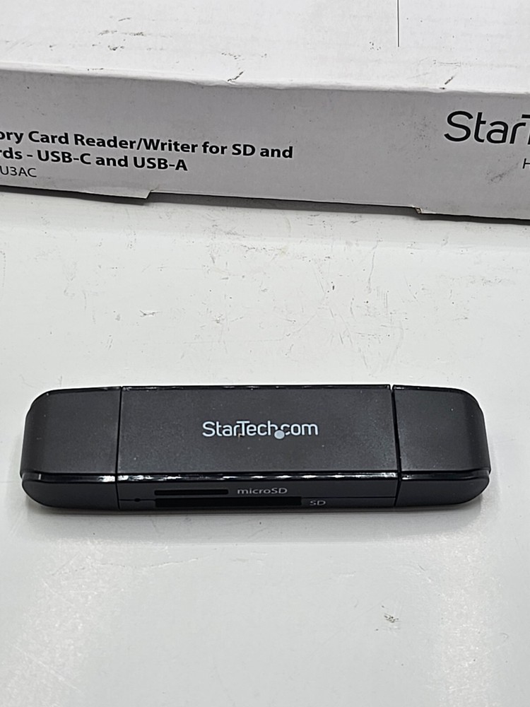 StarTech.com SDMSDRWU3AC USB 3.0, USB C & A Memory Card Reader for SD/MicroSD