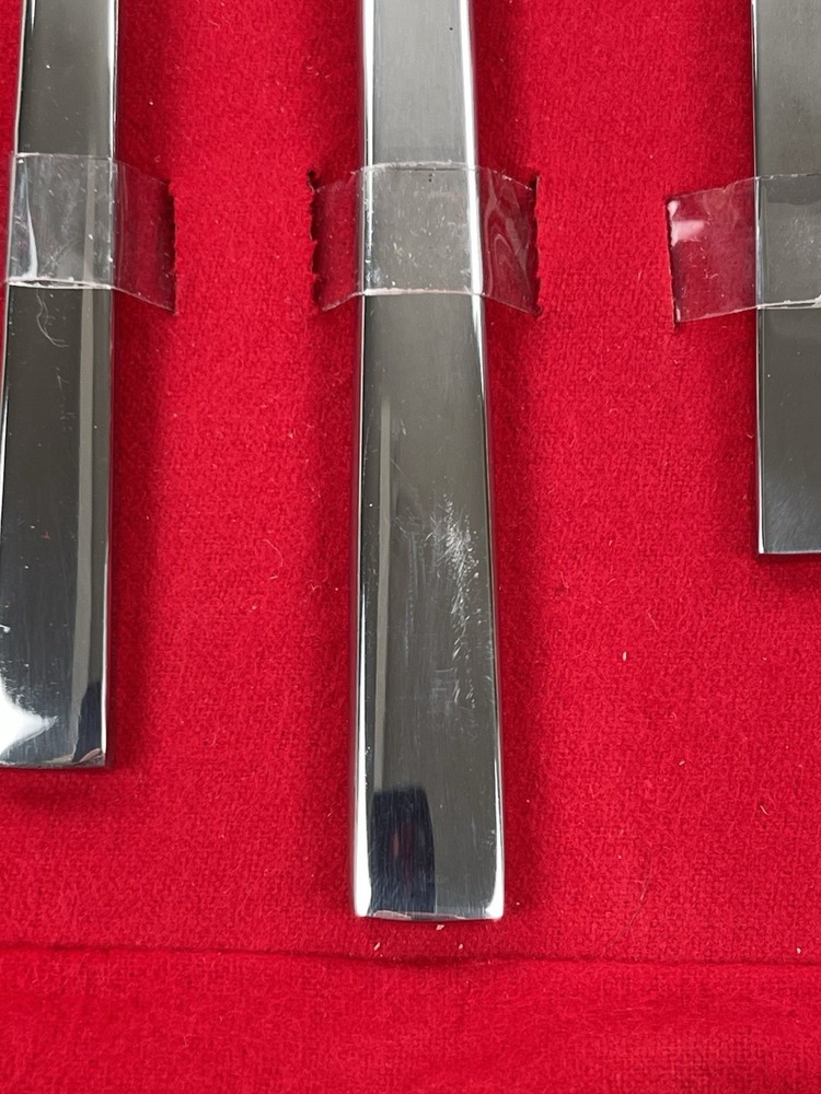 Oneida Stainless SHAKER Flatware Place Setting Fork Spoon Knife 29/10