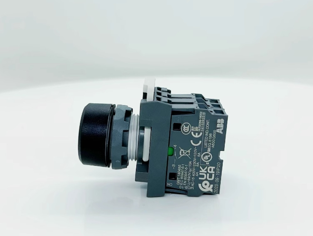 1PC New ABB Self-locking button switch without light MP2-42G-11 1NO1NC #LL