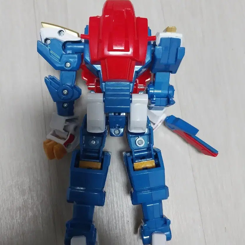 Mini Special Forces Animaltron Robot Transformation Toy