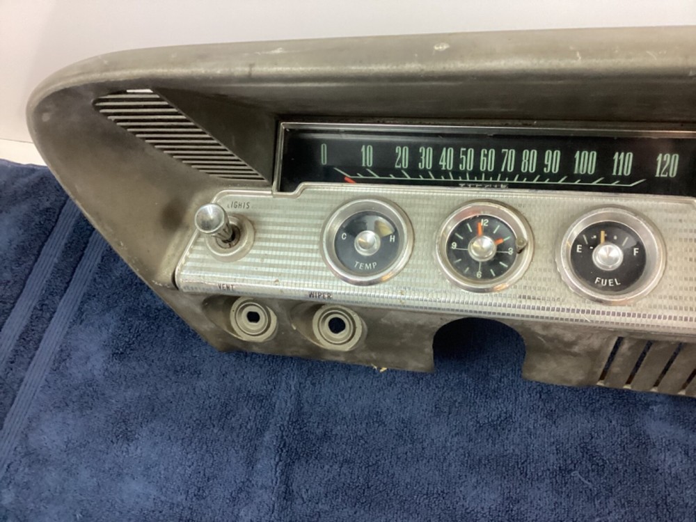 61 62 Chevy Impala SS Original Dash Speedometer Instrument Cluster & Harness