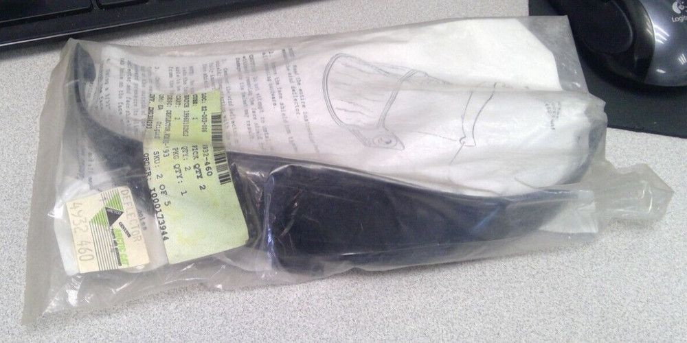 WIND DEFLECTER FOR HELMET