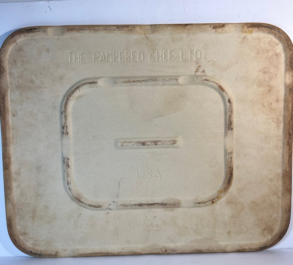 VTG Pampered Chef Rectangular Baking Stone Preowned LTD 15x12 With Original Box