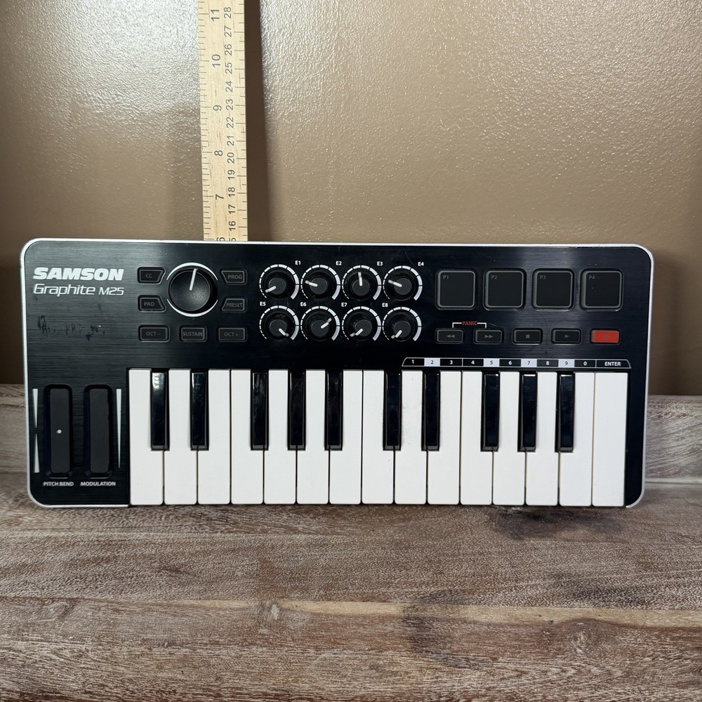 Samson Graphite M25 mini USB Midi Controller - keyboard, lightly used