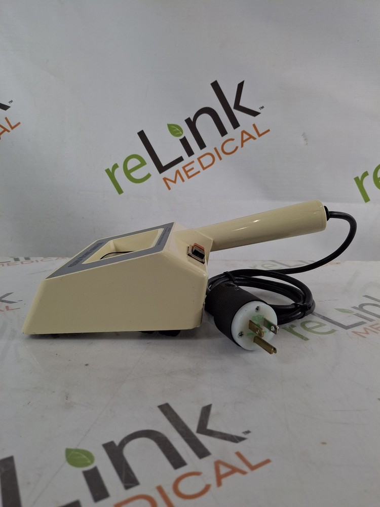 Burton 31603 Handheld Examination Light