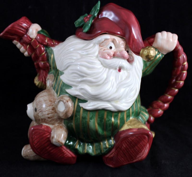 Fitz and Floyd Old World Elf Teapot with Lid SOME TINY CHIPS NO CRACKS
