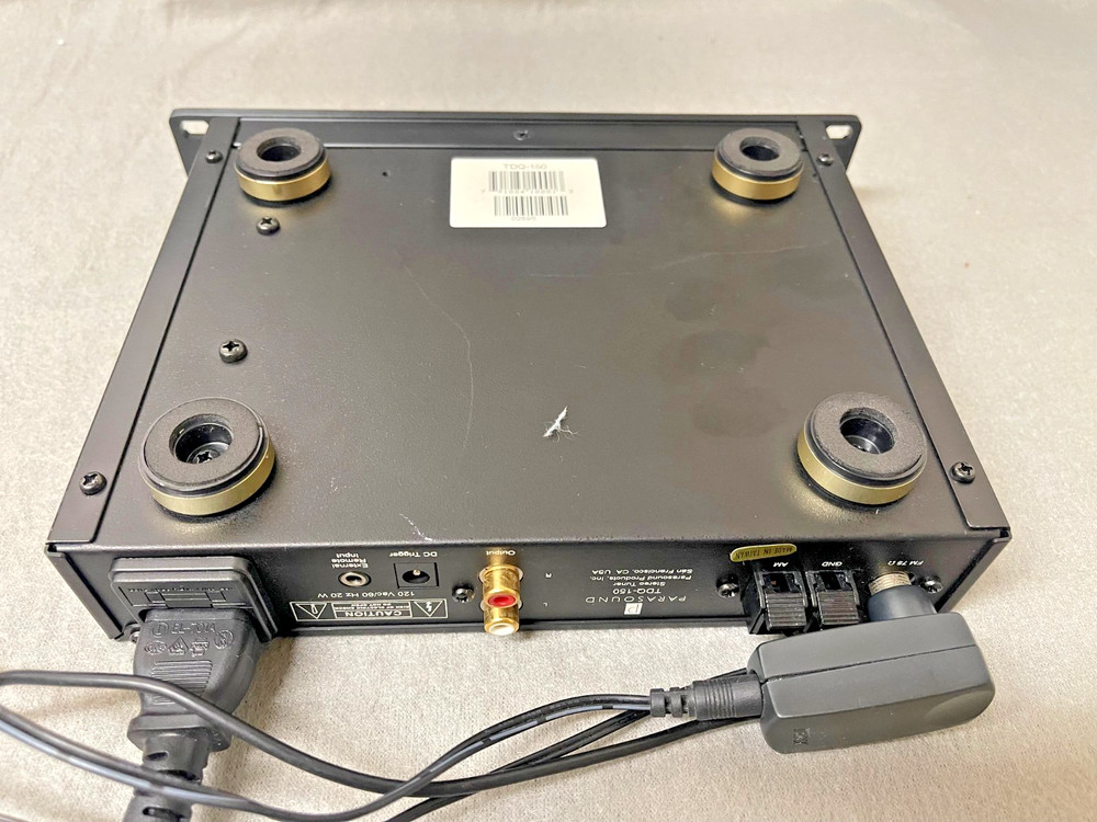 Parasound TDQ-150 Stereo Tuner