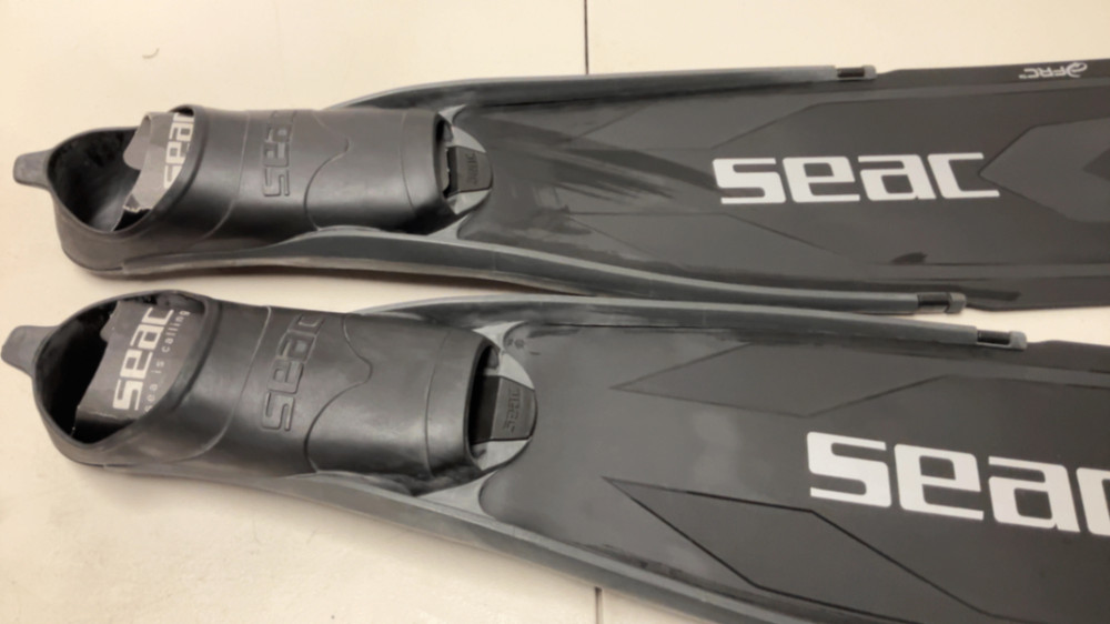 Seac W22 Fin Black