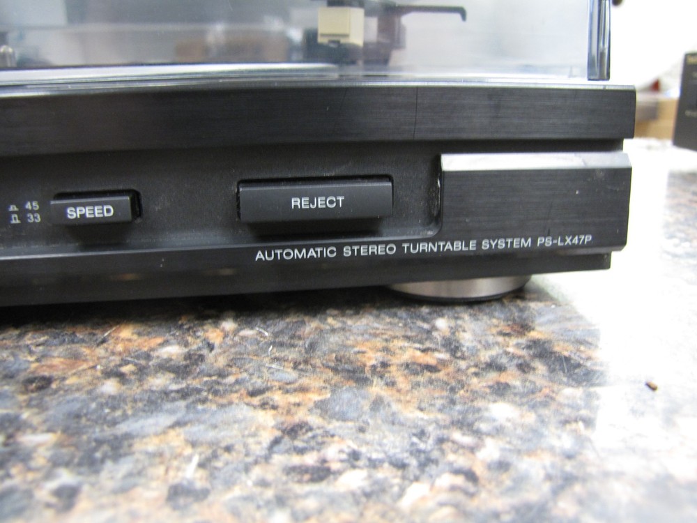 Sony Servo Controlled Turntable, Automatic Stereo System Model PS-LX47P -MR32