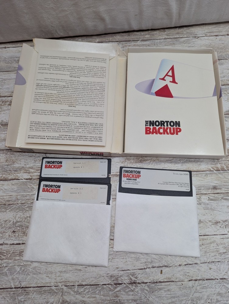 The Norton Backup 5.25" Floppy Discs IBM 1989 PC Computer Program Software