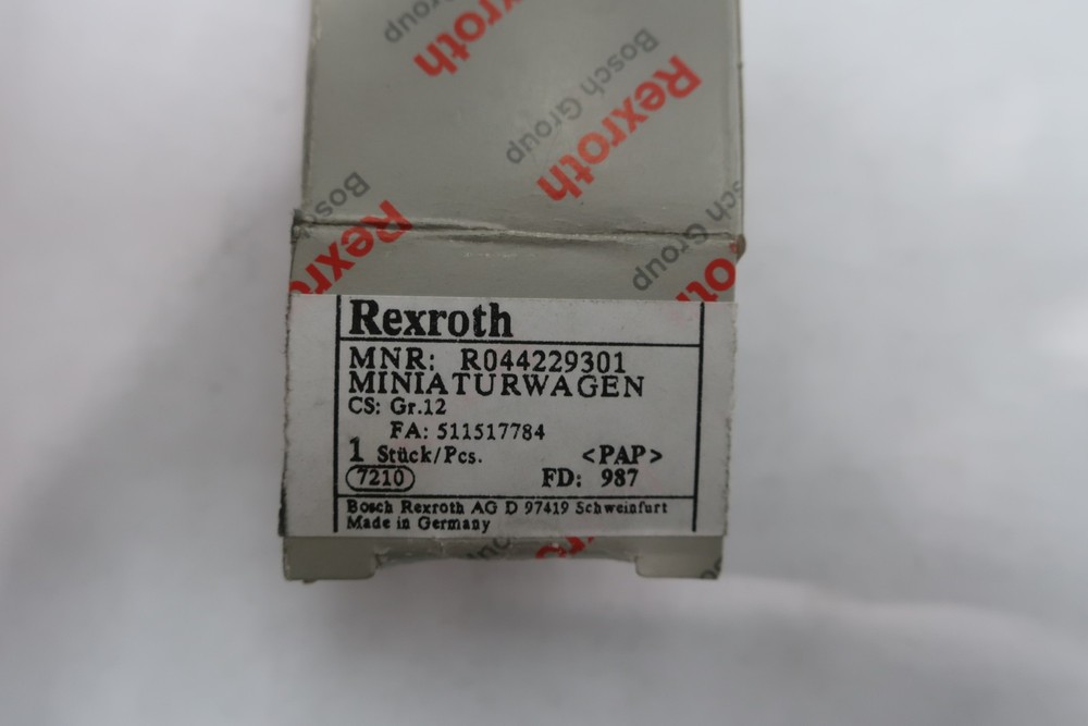 Rexroth R044229301 Linear Bearing Guide Block 11mm