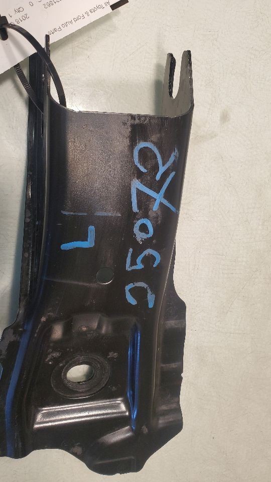 CIVIC 2018 Brackets Misc K-FRAME BRACKET LH