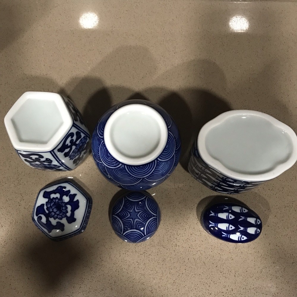 Decorative Ceramic Blue & White Lidded Jar 3 Piece Vanity Set