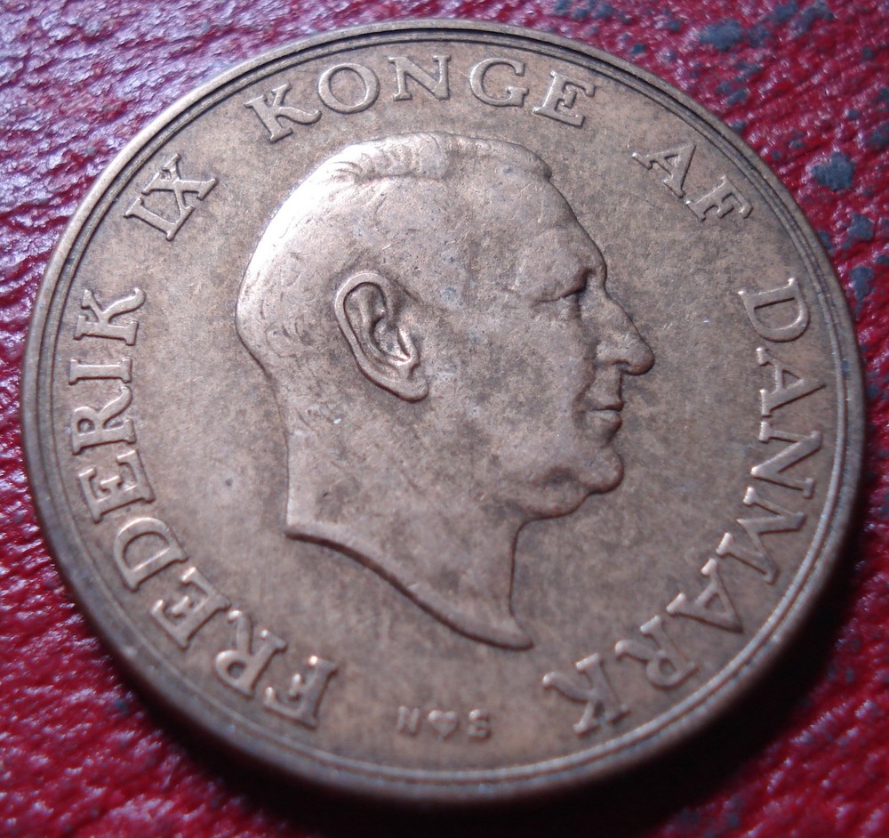 1952 DENMARK 2 KRONER IN VF CONDITION