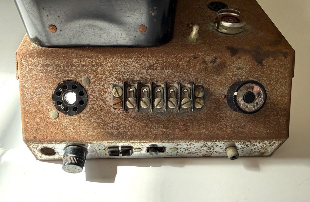 MCINTOSH MC40 EMPTY CHASSIS - AS IS