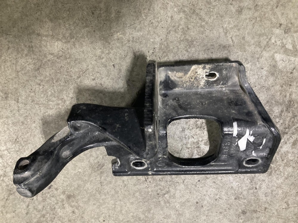 Kenworth T680 Left/Driver Bumper Bracket - Used
