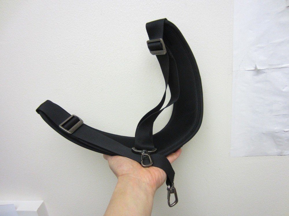 Briggs & Riley Replacement Shoulder Strap Nylon Padded With Quick Snap base