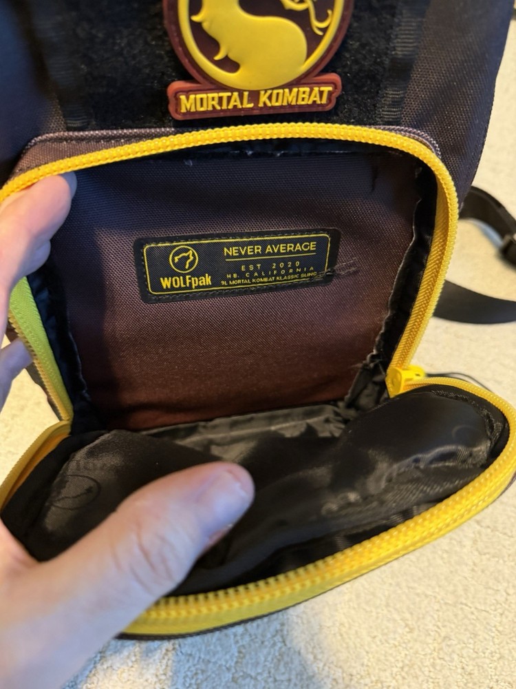 Wolfpak Mortal Kombat 9L Tactical Sling Bag + Raiden Patch