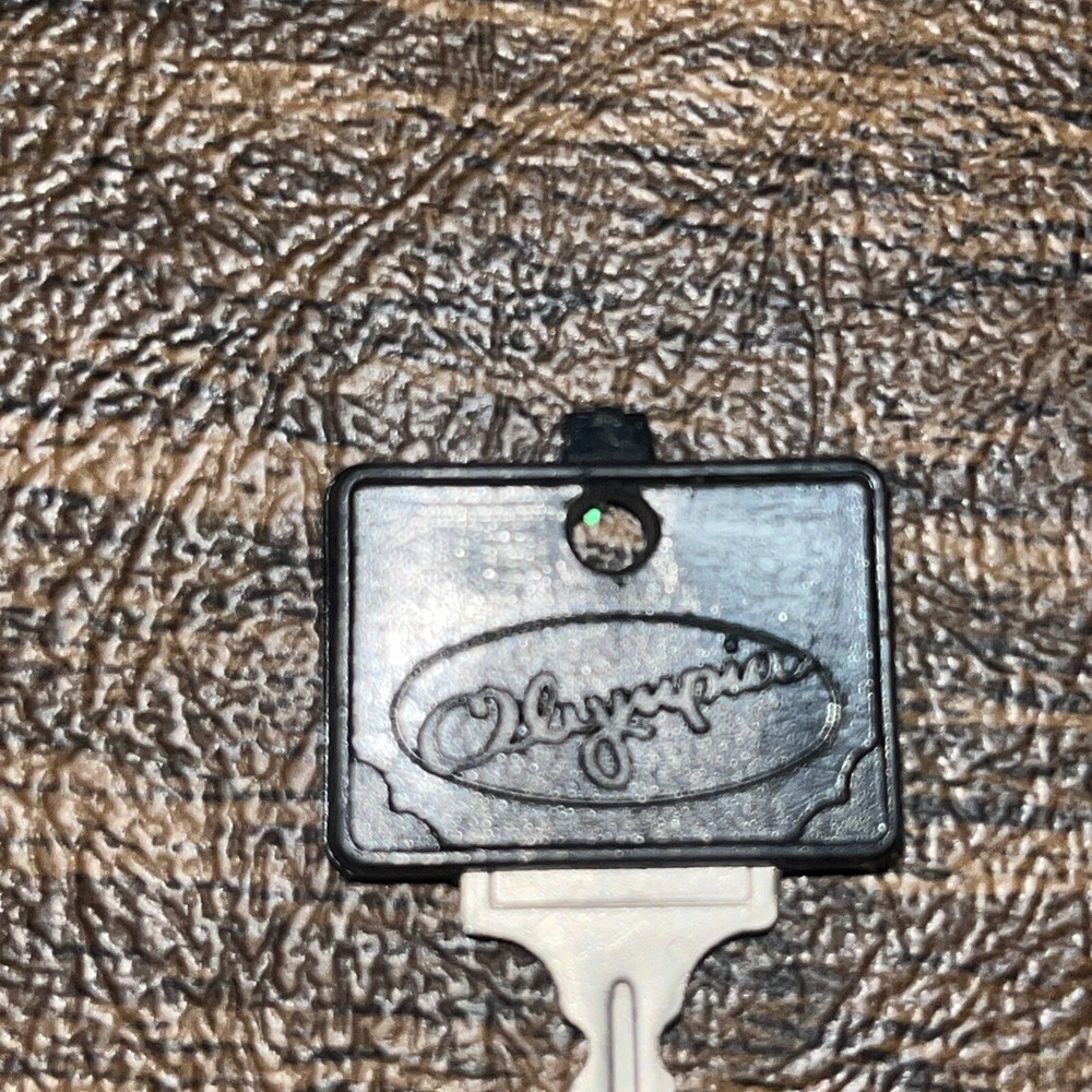 OLYMPIA KEY Silver Black Plastic Top