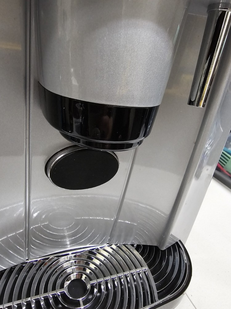 NutriChef Countertop Ice Cube Maker Machine & Dispenser - Kitchen PYLE PICEM-75