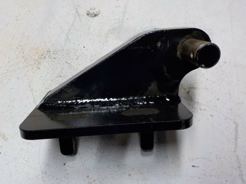 CAT, Caterpillar Upright As (As Shown) Hinge Support.