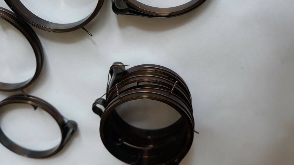 VINTAGE HIGH QUALITY FAVORITE alarm clock main spring width 5mm. 2pcs.