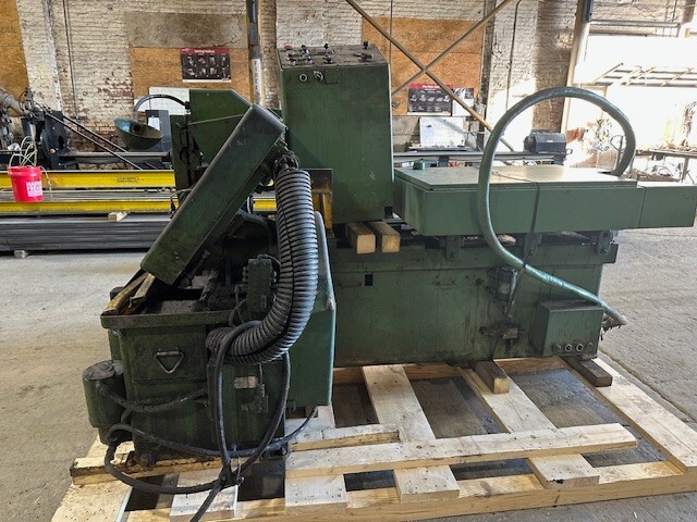 DoAll Model C-80 Horizontal Variable Speed Manual Feed Band Saw
