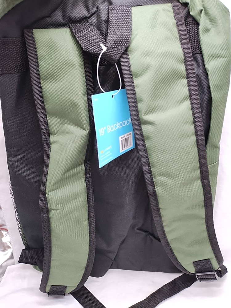 Green Forward 2007 19" Backpack