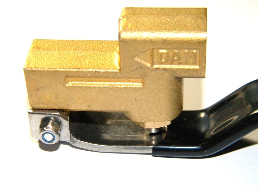 Carpet Cleaning - Detail Tool Valve