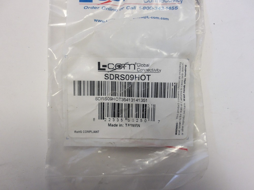 L COM P/N: SDRS09HOT D-SUB BACKSHELL CONNECTOR ABS 180 DEGREES