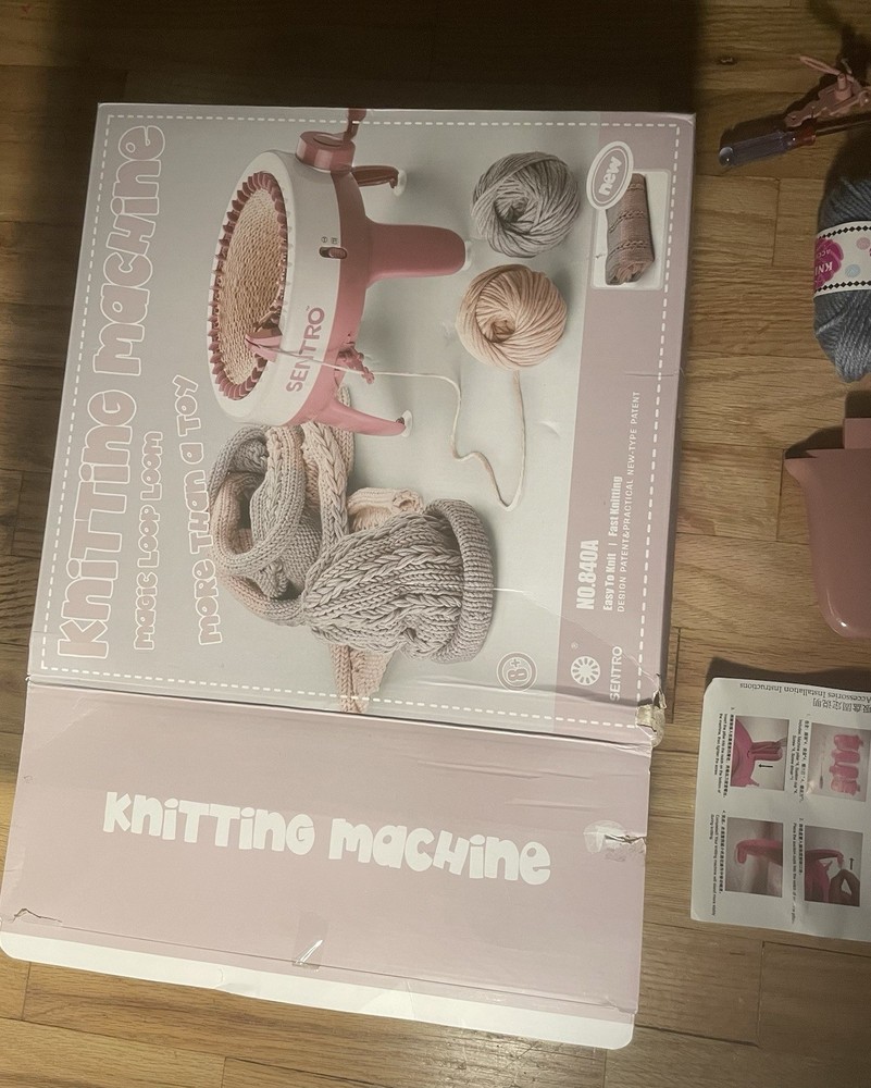 Sentro Knitting Machine 48-Needle Round Loom New With Box